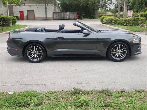 2016 Ford Mustang EcoBoost Premium
