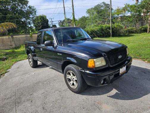 Black 2003 Ford Ranger XLT SuperCab