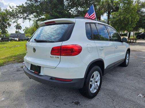 Pure White 2015 Volkswagen Tiguan Auto SEL