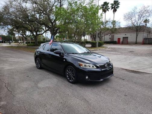 2013 Lexus CT 200h Base 4dr Hatchback