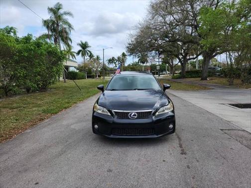 2013 Lexus CT 200h Base 4dr Hatchback