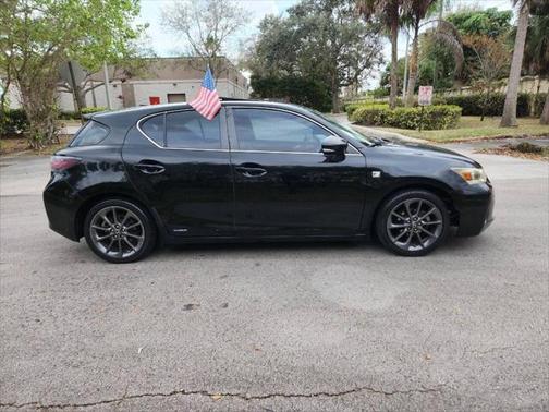 2013 Lexus CT 200h Base 4dr Hatchback