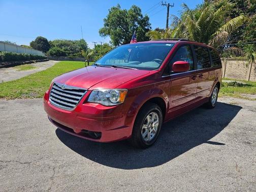 2008 Chrysler Town & Country Touring