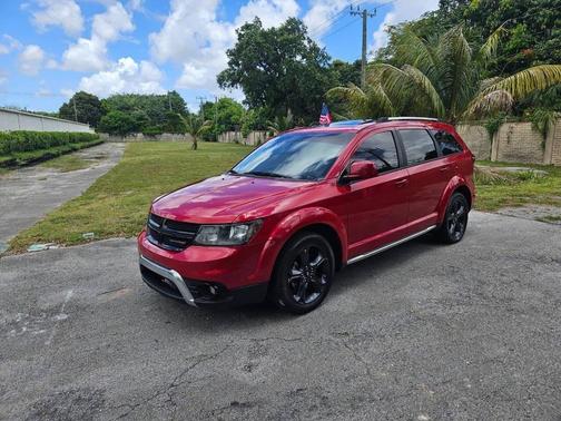 Redline 2 Pearl Coat 2018 Dodge Journey Crossroad