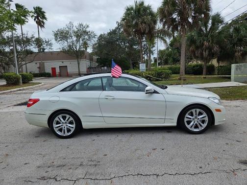 2010 Mercedes-Benz E-Class E 350 2dr Coupe
