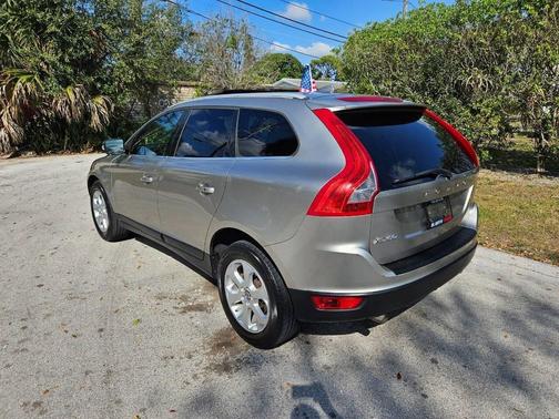 2013 Volvo XC60 3.2 Platinum