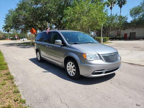 2015 Chrysler Town & Country Touring
