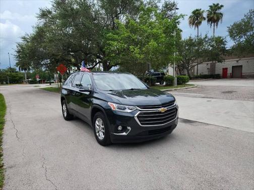 2021 Chevrolet Traverse LT Cloth