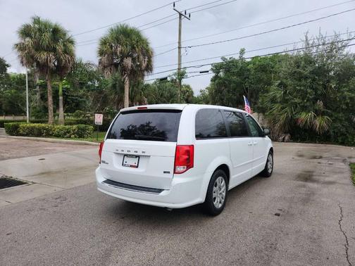 2014 Dodge Grand Caravan AVP/SE