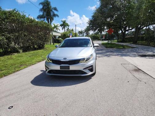2019 Kia Optima LX