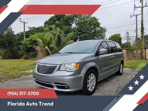 2014 Chrysler Town & Country Touring