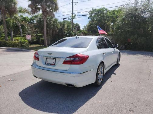 2012 Hyundai Genesis 4.6