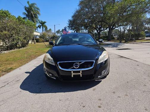2013 Volvo C70 T5 2dr Convertible