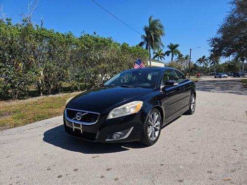 2013 Volvo C70 T5 2dr Convertible