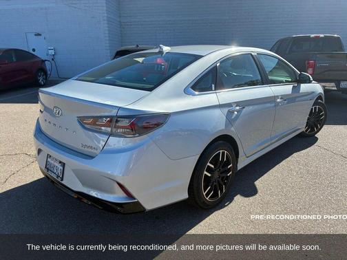 2019 Hyundai SONATA Hybrid SE