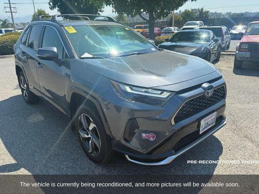 2023 Toyota RAV4 Prime SE
