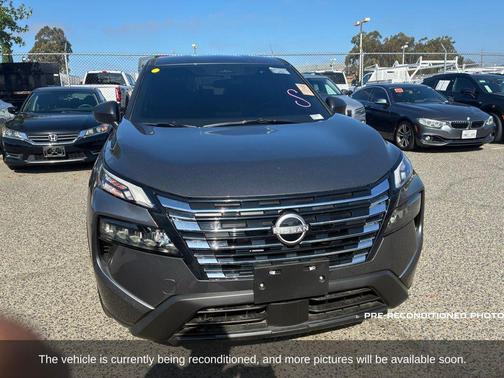 2025 Nissan Rogue S