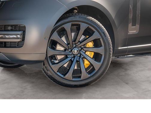 2025 Land Rover Range Rover P530 Autobiography