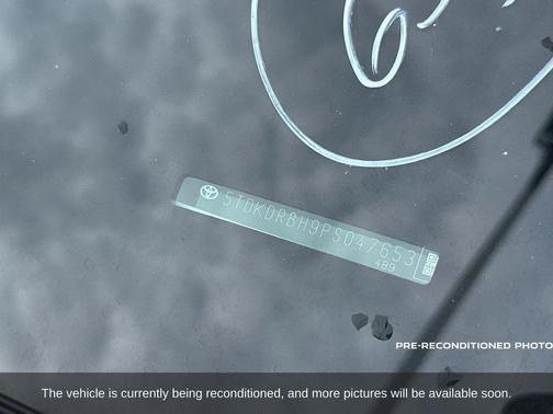 2023 Toyota Highlander XLE