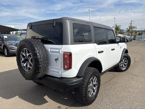 2024 Ford Bronco Badlands