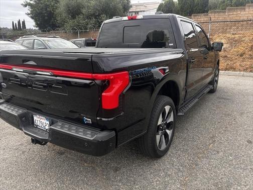2022 Ford F-150 Lightning Platinum