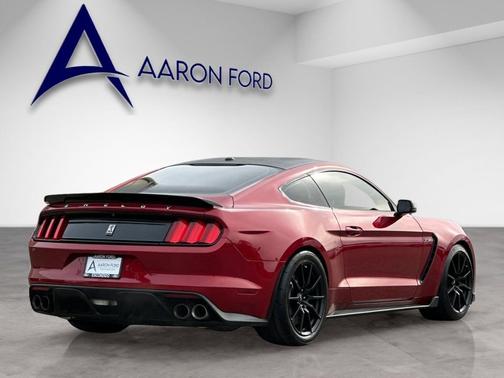 2017 Ford Shelby GT350 Base