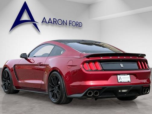 2017 Ford Shelby GT350 Base