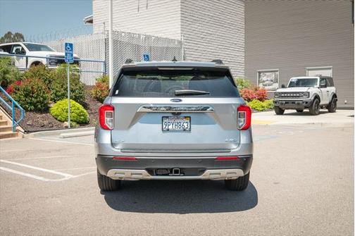 2024 Ford Explorer XLT