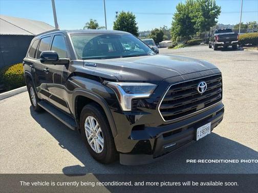 2023 Toyota Sequoia SR5