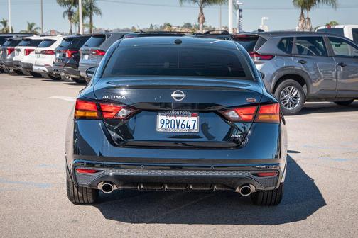2025 Nissan Altima SR AWD