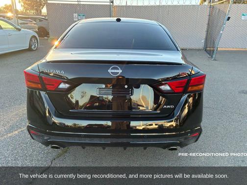 2025 Nissan Altima SR AWD