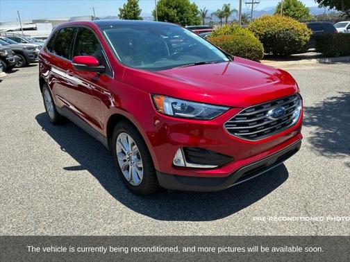 2022 Ford Edge Titanium