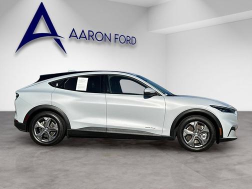 2021 Ford Mustang Mach-E Select