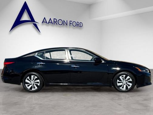 2023 Nissan Altima S FWD