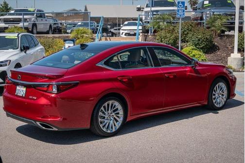 2021 Lexus ES 350 Luxury