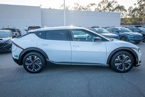 2024 Kia EV6 Light Long Range