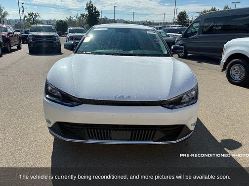 2024 Kia EV6 Light Long Range