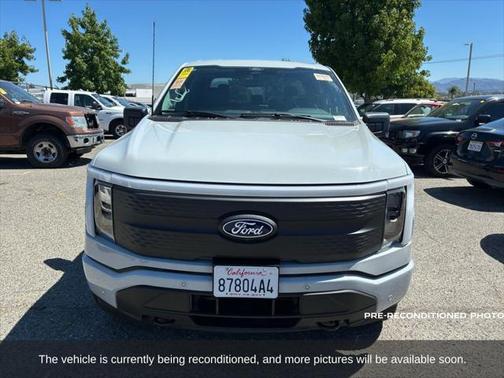 2024 Ford F-150 Lightning Flash