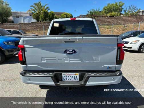 2024 Ford F-150 Lightning Flash