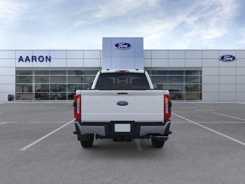 2025 Ford F-350 Lariat