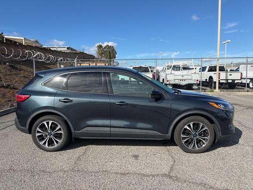 2022 Ford Escape SE