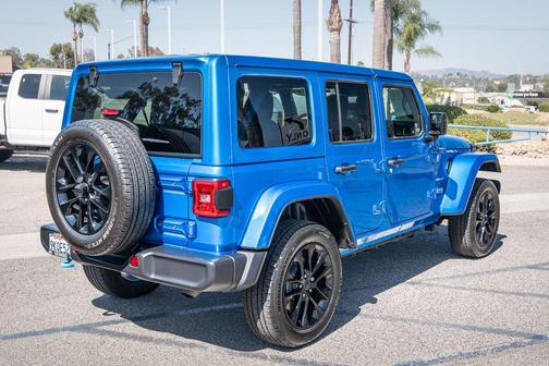 2024 Jeep Wrangler 4xe Sahara
