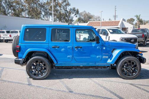 2024 Jeep Wrangler 4xe Sahara