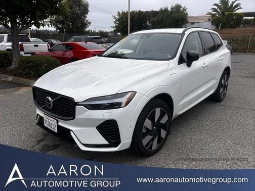 2025 Volvo XC60 Plug-In Hybrid T8 Ultra