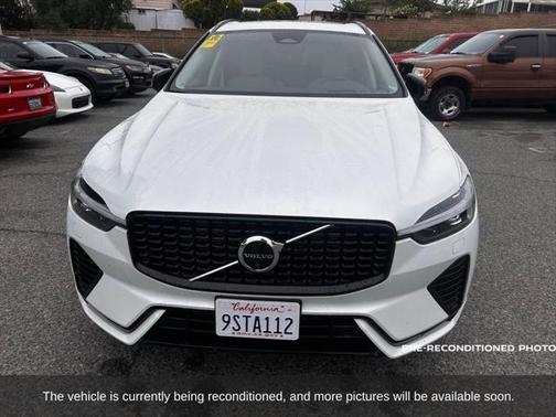 2025 Volvo XC60 Plug-In Hybrid T8 Ultra