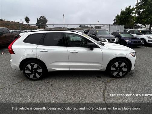 2025 Volvo XC60 Plug-In Hybrid T8 Ultra
