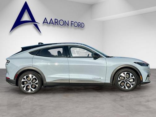 2024 Ford Mustang Mach-E Select