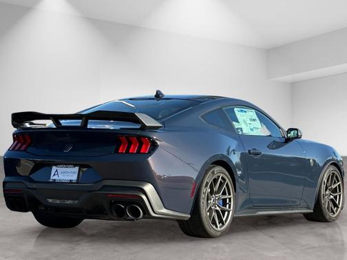 2025 Ford Mustang Dark Horse Fastback