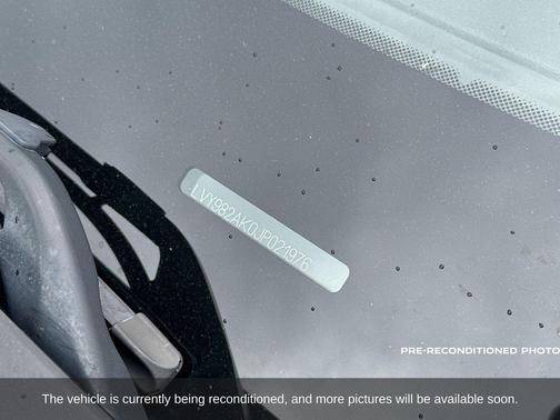 2018 Volvo S90 T5 Momentum