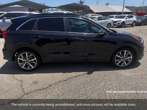 2022 Kia Niro Touring SE